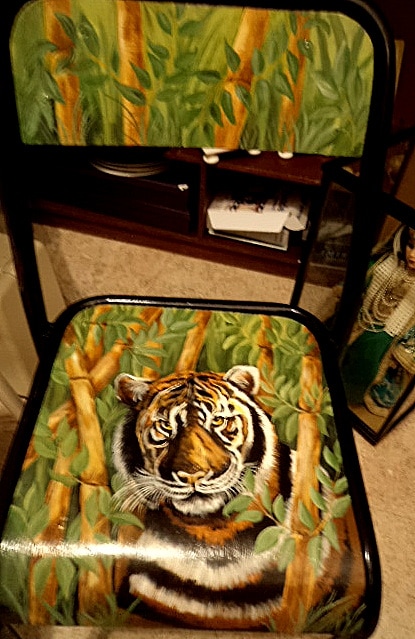 W **OODEN 3 LEVEL KITCHEN CART HAND PAINTED WITH FRUIT AND FLOWERS